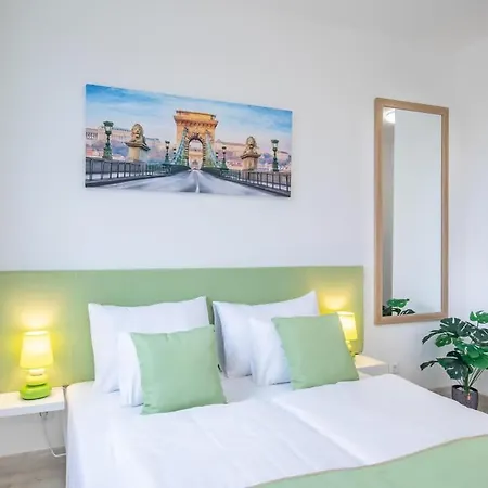 Appartement With Garden Terrace